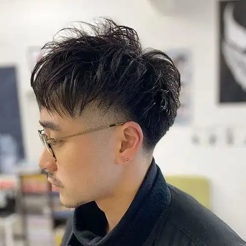 夏男发流行这样剪,清爽显精神,没想到竟然这么帅
