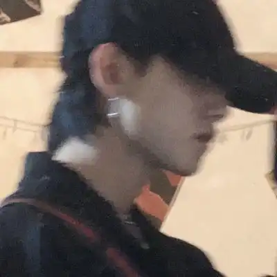悲伤头像男生冷淡伤心难过的微信头像图片头像大全集
