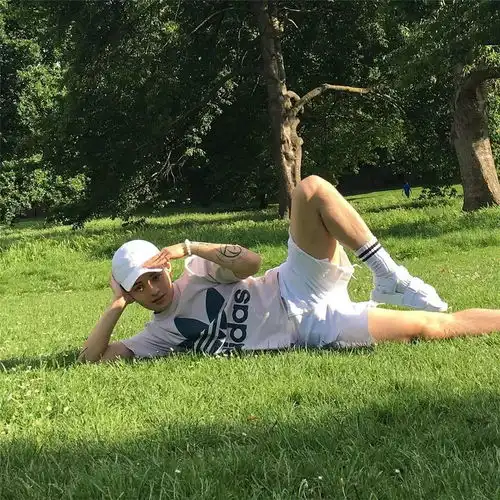 头像壁纸爱我所爱,念我所想
