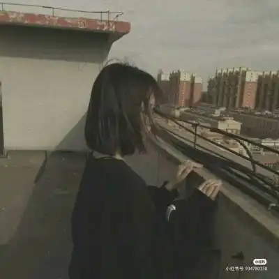 难过女头像2020最新伤感女头像背影或侧脸
