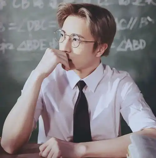 薛之谦耗尽挺入流行指数巅峰榜第一,不如用背过手的方式打开它
