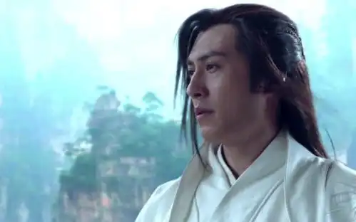斗破苍穹他一个人吸引了两家的粉丝,靳东是高配版的他

