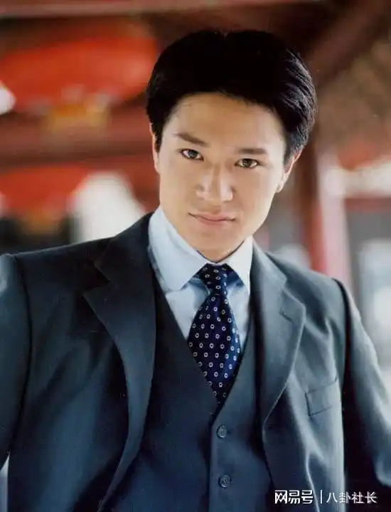 美男子产地还得看湖北,15位鄂籍男星,个个清秀俊朗,阳光帅气
