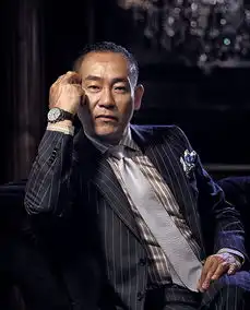 林保怡写真散发成熟男人魅力
