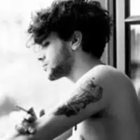 高清中分发型男头像微信头像图片大全
