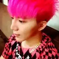 唯美红色发型头像微信头像图片大全
