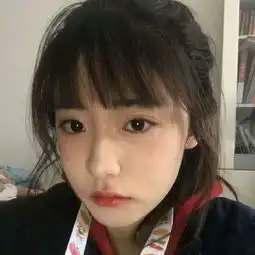网红脸图片大全霸气长发个性女生头像
