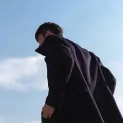 这个是不是情侣头像,如果是的话哪位大神可不可以帮我把另外一个头像找到
