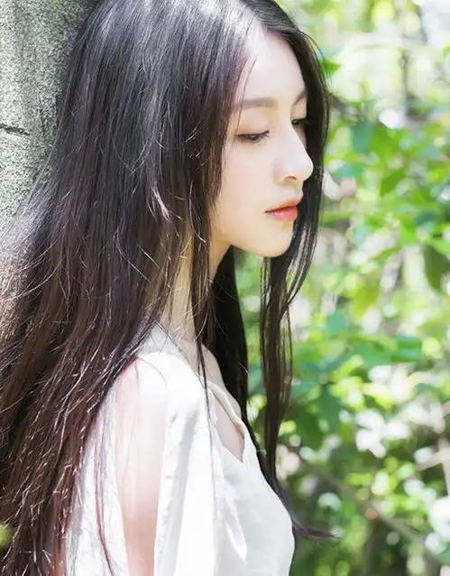 现在很多女人喜欢给男人做情人是因为钱吗听听这三位的回答
