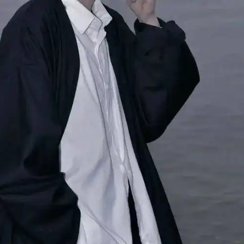 头像渣男渣女性感头像

