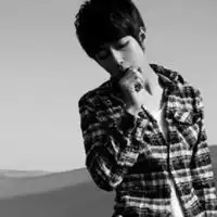 2b们在装b的道路上成了一个nb的sb
