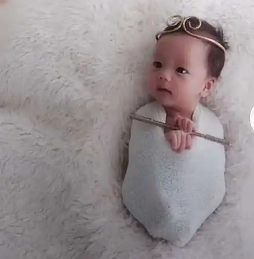 男宝宝手握避孕环出生,医生告诉你避孕失败的胎儿到底能不能要
