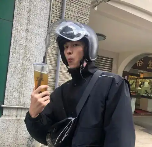 有男生头像吗
