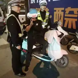 南安男子醉驾被查获,竟然还敢做出这事
