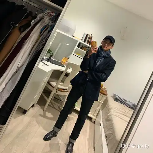 17岁男生适合穿西装么