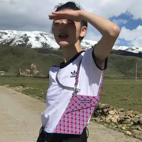 头像决定的事情就不要再频频回头掉价
