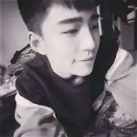 有没有和这个配的情侣头像要男的
