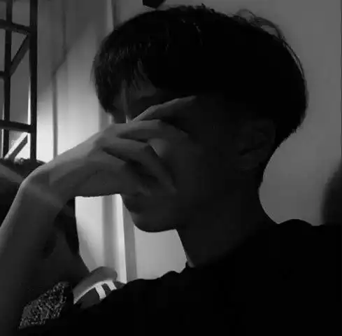 孩子一旦有抑郁症倾向,会把这4句话挂在嘴边,千万注意