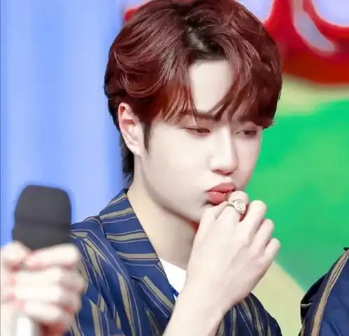 王一博的温柔文案句子
