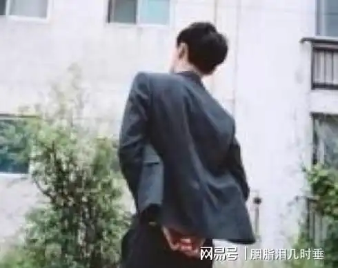 老婆多次挑战我的底线,每次发现她的秘密后,她都苦苦求我原谅

