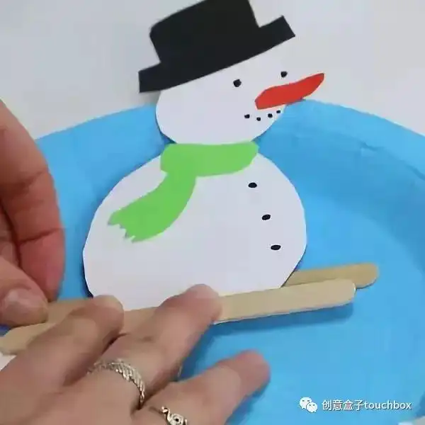 16种不同材料废物利用手工diy制作雪人
