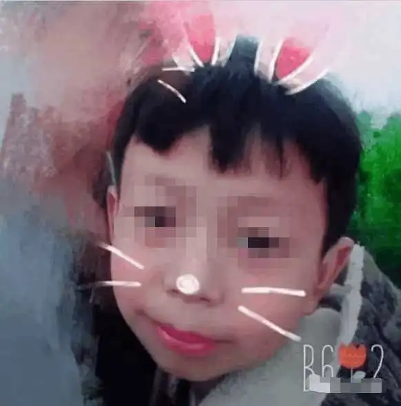 南阳12岁孩子河边游玩失踪,寻找到时已溺亡
