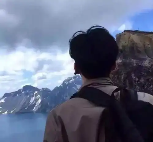 学长忠告这三种男孩子别网恋,除非你有两个心脏不两个都不够
