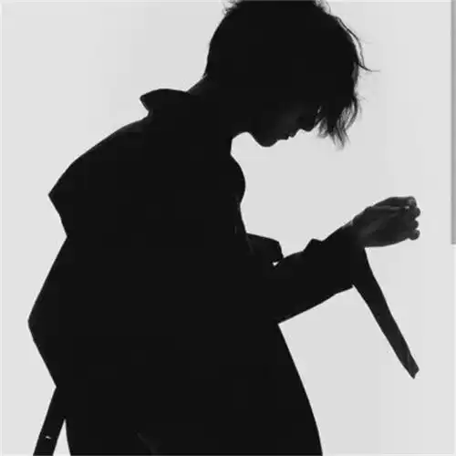 关掉了我的手机了无音讯的短讯耀仔高音质在线试听关掉了我的手机了无音讯的短讯歌词歌曲下载酷狗音乐
