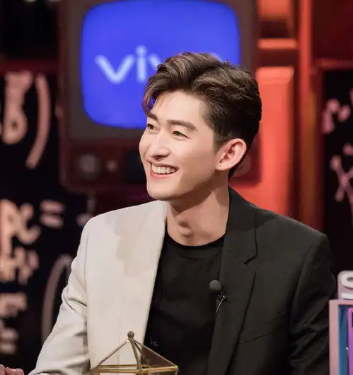 屡次分手张翰初恋最自信结婚六年戚薇,结婚并不是恋爱的终点站
