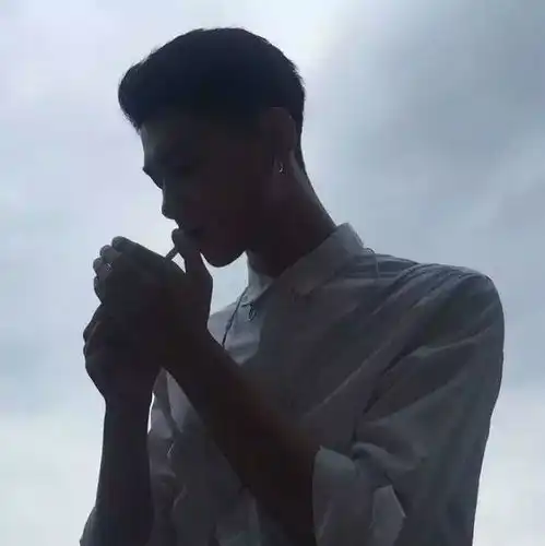 渣男必玩的五大社交软件装了三个以上绝对是渣男本渣
