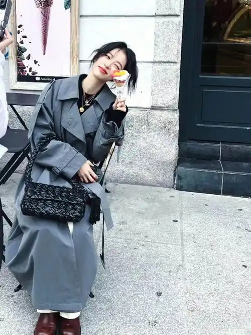 长款外套长裤刘雯周雨彤想要的氛围感