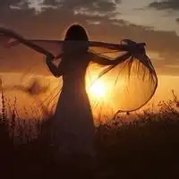 彼岸花女生图片唯美微信头像图片大全
