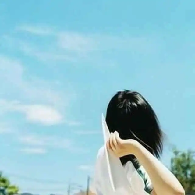 我从小被遗弃,和三个残疾人相伴长大,现在却拥有世上最温暖的家
