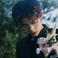 高清男生头像
