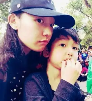 2014母亲节献礼娱乐圈星妈亲子照盘点
