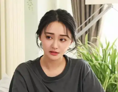 郑爽再次传来好消息,借贷官司大获全胜,网友看我手撕渣男
