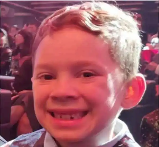 微博之夜假笑男孩遭众星合拍当晚的大赢家是他
