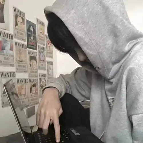 不露脸男头我永远臣服于温柔,而你恰似温柔
