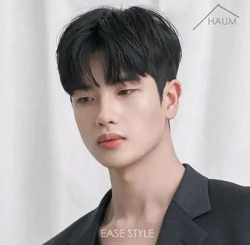 新时尚男发,款式多多任你挑选,想不帅都难
