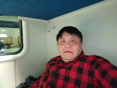 一个颓废的中年台湾男人我在郑州工地上找到活下去的勇气
