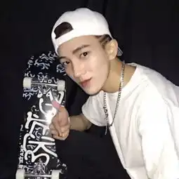 发型欣赏最新男生发型
