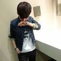 男生失落背影二次元图片微信头像图片大全
