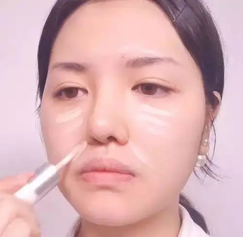 深受直男追捧的赤茶妆,女明星们都在竞相模仿,你get了吗

