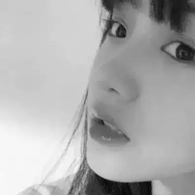 黑白女生头像氛围感,黑白女生头像高冷气质
