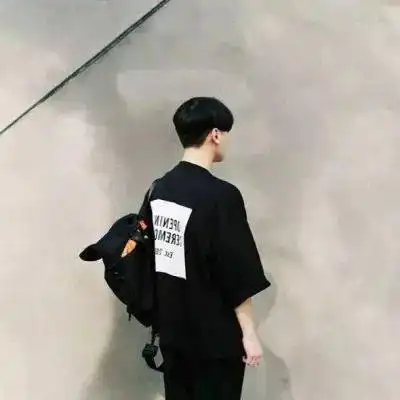 头像当我开始期待一个人回我消息的时候,我就知道又完了
