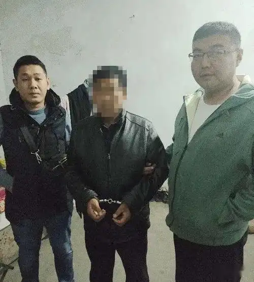 专盯老年人,既骗又偷这名男子被警方抓获
