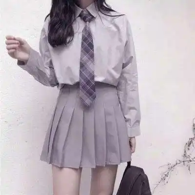细腿图片只有腿小学生细腿照图片
