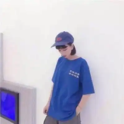 很久没有拿出来的情侣头像
