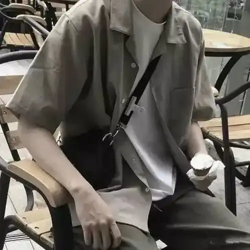 头像阳光干净的男生头像,总听你唠唠叨叨,再给最轻柔安慰腾讯新闻
