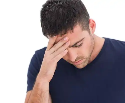 苦命男人面相分析什么面相的男人命苦
